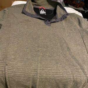 Jerry’s brand quarter snap top with warming pockets
